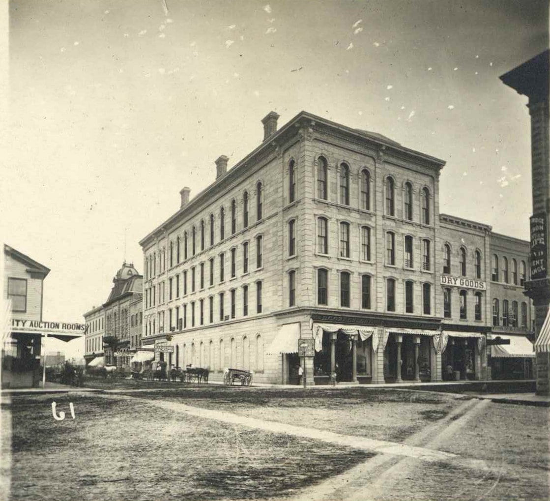 Photographs of Early St. Paul From Edward A. Bromley's Collection RPPCs